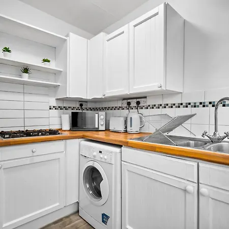 Stylish Three Bedroom House - Accommodates 7 - Parking Available - Garden - Recently Renovated - Top Rated - 162S Birmingham Exterior photo